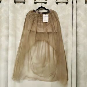 Rehab short skirt with train
